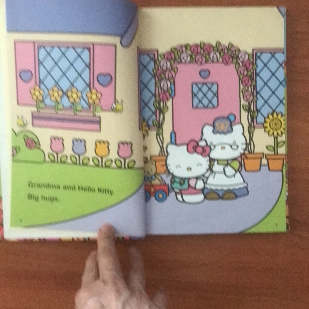 Hello Kitty bundle - Picture 7 of 12